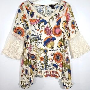 Boho Ivory Top Lace Trim Size Medium 3/4 Flounce Sleeve Handkerchief Fringe